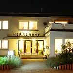 Herrenhof