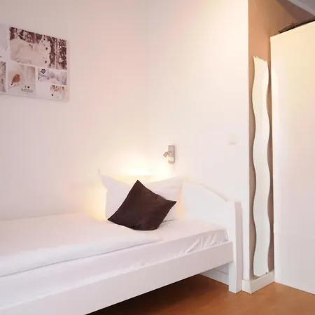 Herrenhof 3*