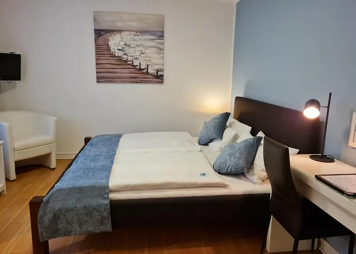 Herrenhof בית הארחה ליבק