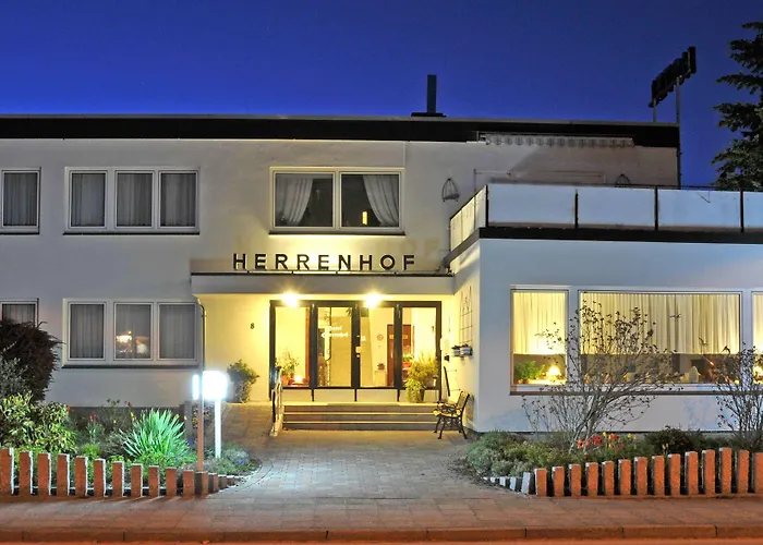 Herrenhof 3*